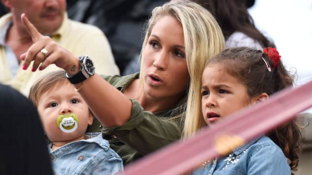 Beißer Luis Suárez: Das ist seine schöne Frau Sofia Balbi