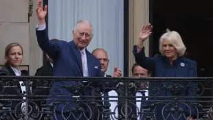 könig charles und königin camilla krönung