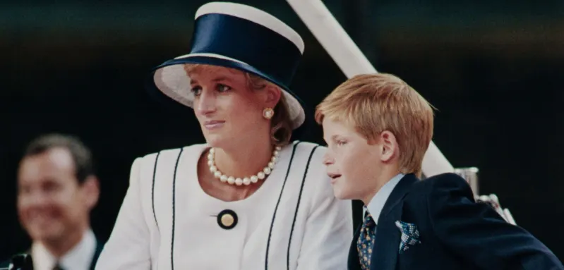 Lady Diana und Prinz Harry 1995
