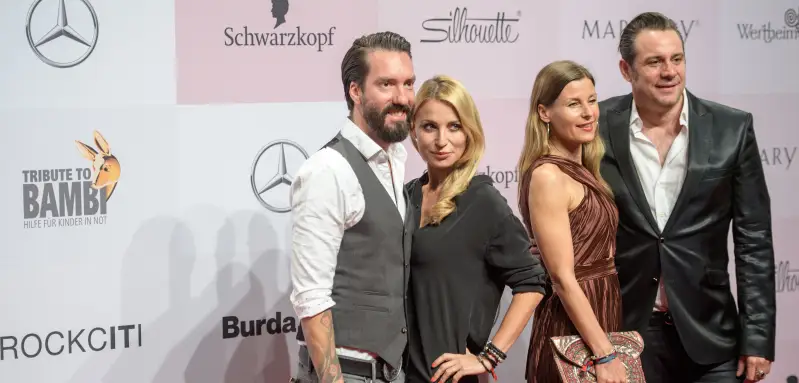 The BossHoss und ihre Frauen