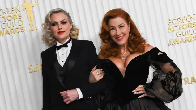 Elaine Hendrix und Lisa Ann Walter