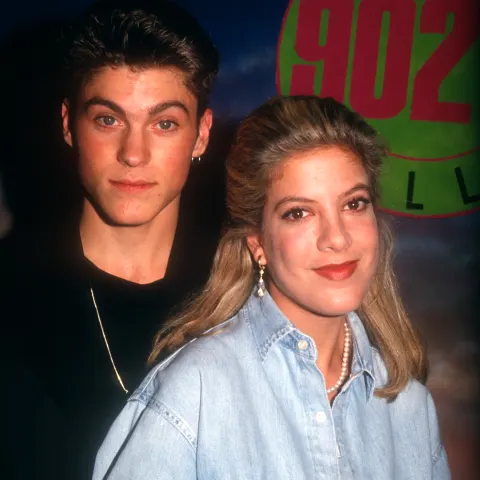 Brian Austin Green und Tori Spelling spielten zusammen in „Beverly Hills, 90210“
