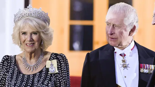 Königin Camilla und König Charles