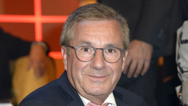 Tagesschau-Sprecher Jan Hofer brach am Donnerstag während der Live-Sendung zusammen