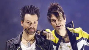 Andreas Ehrlich und Christian Ehrlich alias die Ehrlich Brothers im Rahmen ihrer Dream and Fly-Tour am 4. Januar 2020