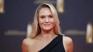 „Alarm für Cobra 11“-Star Pia Stutzenstein beim Deutschen Fernsehpreis im September 2022