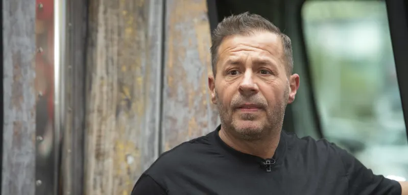 Willi Herren der Eröffnung seines Reibekuchen-Foodtrucks in Frechen 16.April 2021