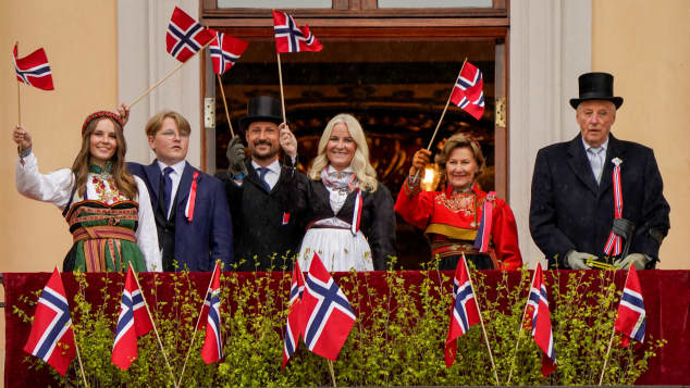 Die Norwegische Königsfamilie beim Nationalfeiertag 2021
