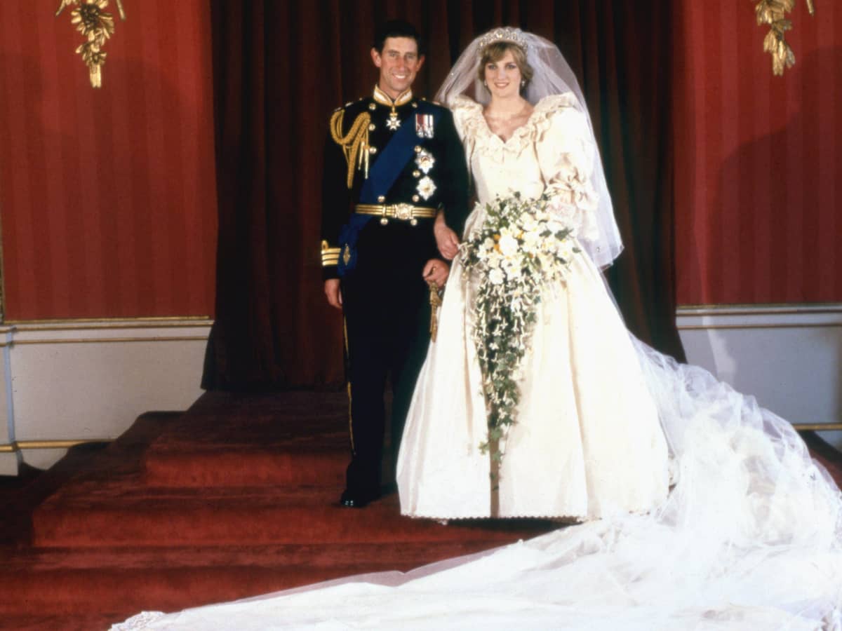 Die Geschichte Von Dianas Brautkleid Und Ihrer Taille