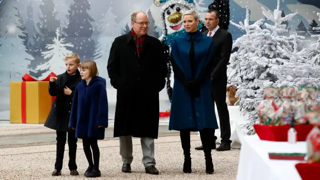 Fürst Albert, Fürstin Charlène, Prinz Jacques und Prinzessin Gabriella