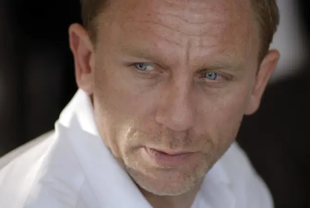 Daniel Craig