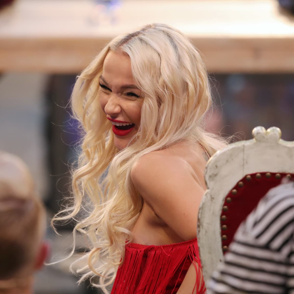 So War Emmy Russ Zeit Bei Promi Big Brother