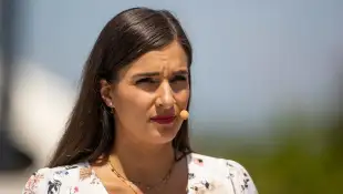 Sally Özcan beim „ZDF-Fernsehgarten“ im Juli 2023