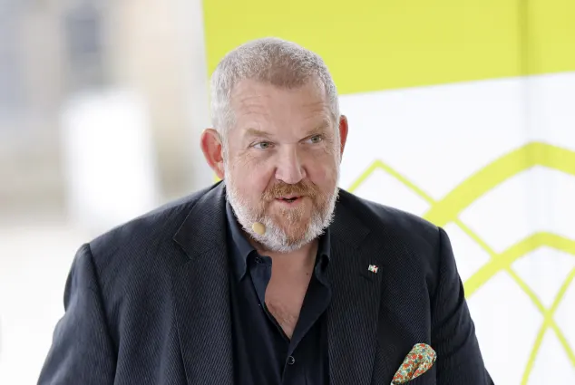 Dietmar Bär bei einer Lesung im Rahmen des Literaturfestivals Literatur am 26. Juni 2022