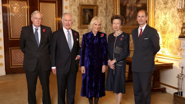 Richard, Herzog von Gloucester, König Charles III., Herzogin Camilla, Prinzessin Anne und Prinz Edward