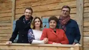 Die „Der Bergdoktor"-Stars Heiko Ruprecht, Ronja Forcher,, Monika Baumgartner und Hans Sigl bei einem Fototermin 2017