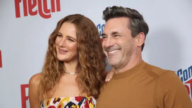 Anna Osceola und Jon Hamm 