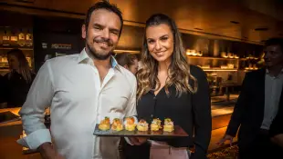 Steffen Henssler und Laura Wontorra im Jahr 2022