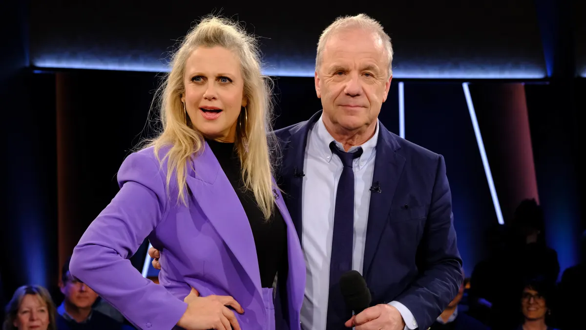Barbara Schöneberger und Hubertus Meyer-Burckhardt ndr talk show