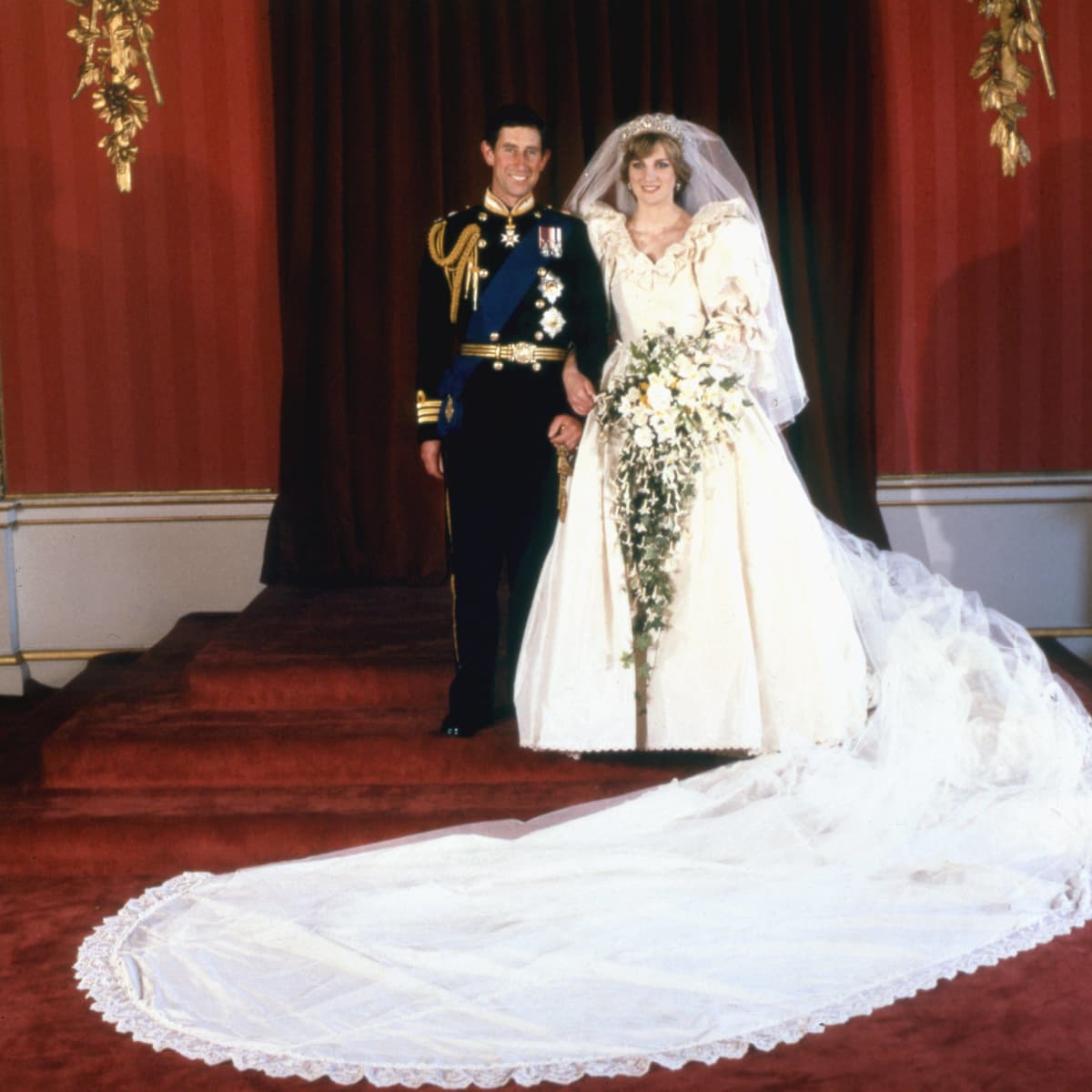 Die Geschichte Von Dianas Brautkleid Und Ihrer Taille