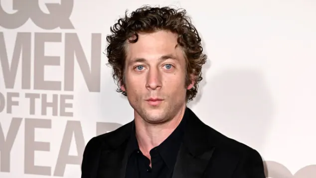 Jeremy Allen White