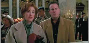 Catherine O'Hara und John Heard