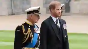 König Charles Prinz Harry Royals