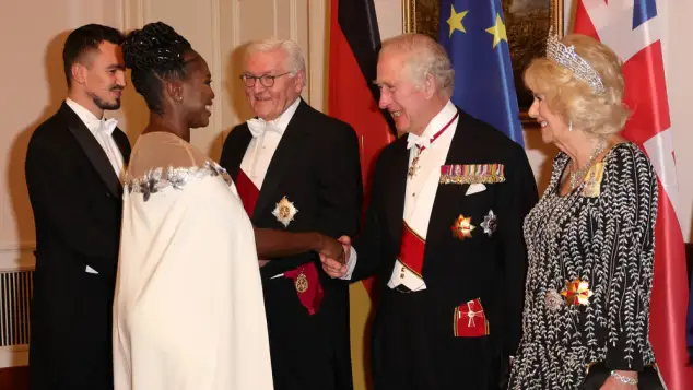  Evgenij Voznyuk, Motsi Mabuse, Frank-Walter Steinmeier, König Charles III. und Camilla