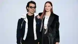 Joe Jonas und Sophie Turner bei der Pariser Fashion Week im März 2022