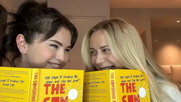 Selena Gomez, Raquelle Stevens