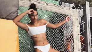 Amira Pocher sexy im Bikini