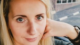 Fake Vorwurfe Anna Heiser Verteidigt Bauer Sucht Frau