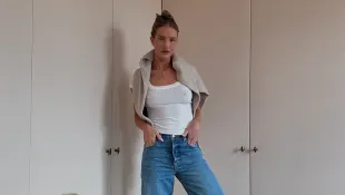 Rosie Huntington-Whiteley im Transparent-Top