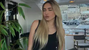 Shania Geiss im Bauchfrei-Look