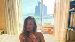 Laura Maria posiert im engen Kleid auf Instagram in Dubai