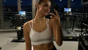 Amira Aly zeigt ihren trainierten Body