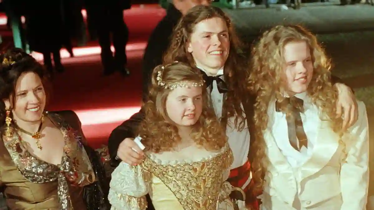 Barby, Michael Patrick und Angelo Kelly im Jahr 1998 bei der Goldenen Kamera