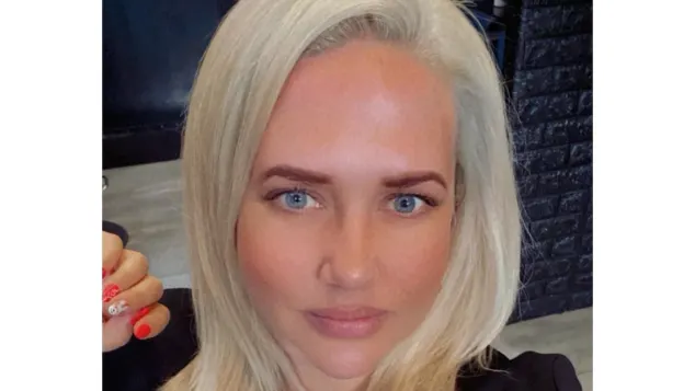 Sarah Knappik