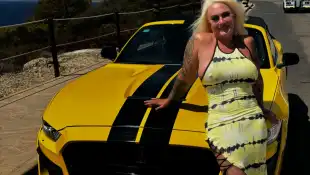 caro robens heiß sexy brüste auto