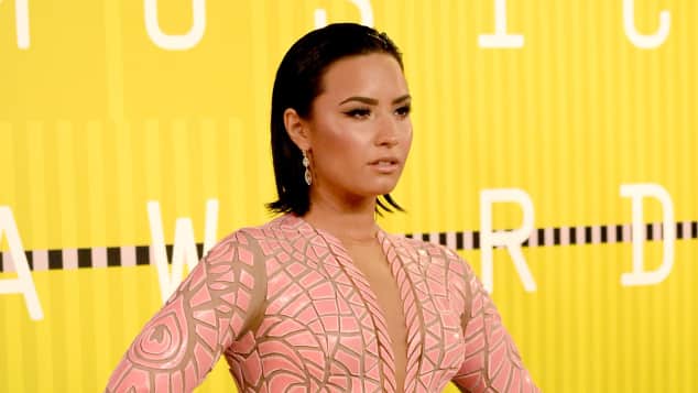 Demi Lovato Nach Uberdosis Im Krankenhaus