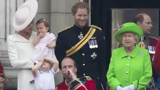 Die königliche Familie auf dem Balkon des Buckingham Palasts anlässlich des 90. Geburtstags von Queen Elisabeth II.
