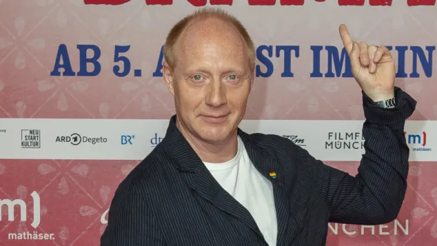 Simon Schwarz