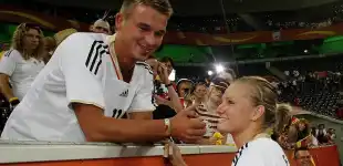 Alexandra Popp Freund