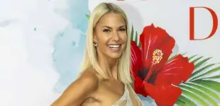 isi glück playboy cover heiß freizügig bikini body