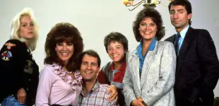 "Eine schrecklich nette Familie"-Cast