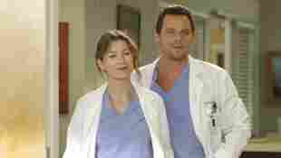 „Meredith Grey“ und „Alex Kurev“, gespielt von Ellen Pompeo und Justin Chambers