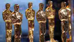 Oscars Oscar Statue