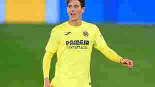 Pau Torres kickt für Spanien