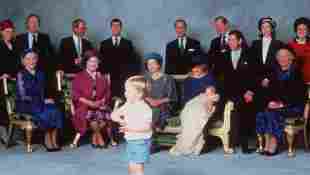 Taufbild von Prinz Harry Britischen Royals Prinz William Prinz Charles Lady Diana