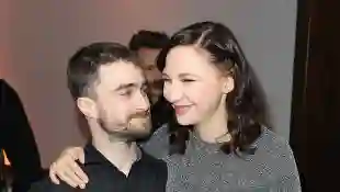 ind Daniel Radcliffe und Erin Darke